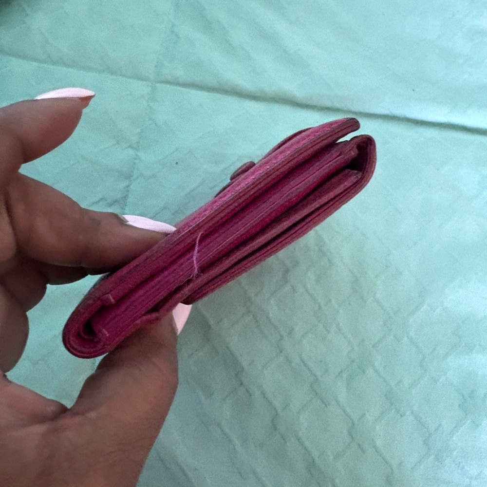 Chanel Wallet - Picture 7 of 9